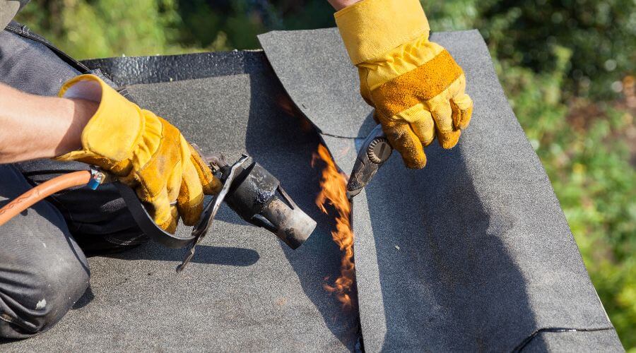 Expert top industrial roofings services in Agua Dulce, TX